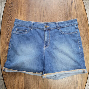 Forever 21+ Blue Medium Wash Denim Jean Shorts Size Women's 16
